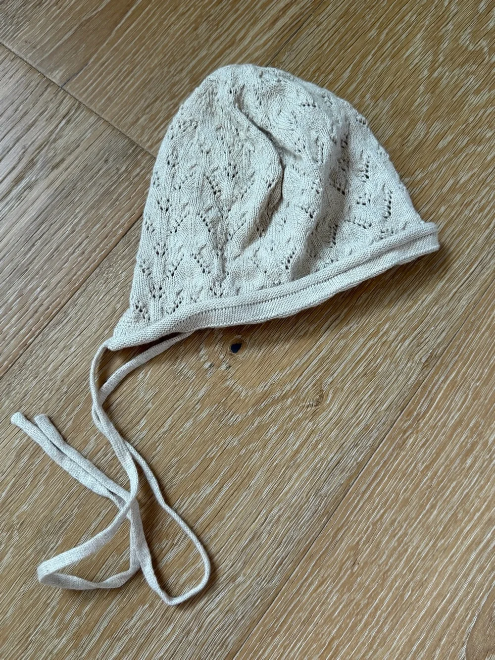 Jamie Kay • Knit Bonnet